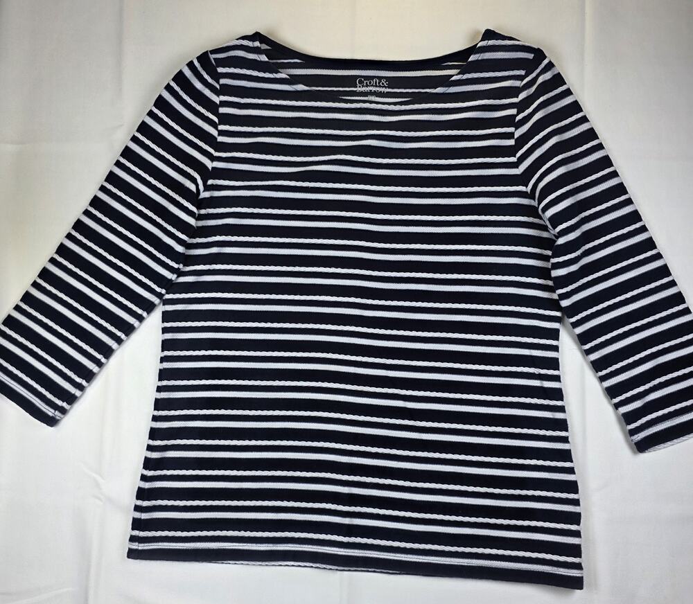 Croft & Barrow horizontal stripe top Navy & White, Size XS